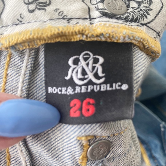 Rock and Republic Low-Rise Flare Jeans - Picture 10 of 14